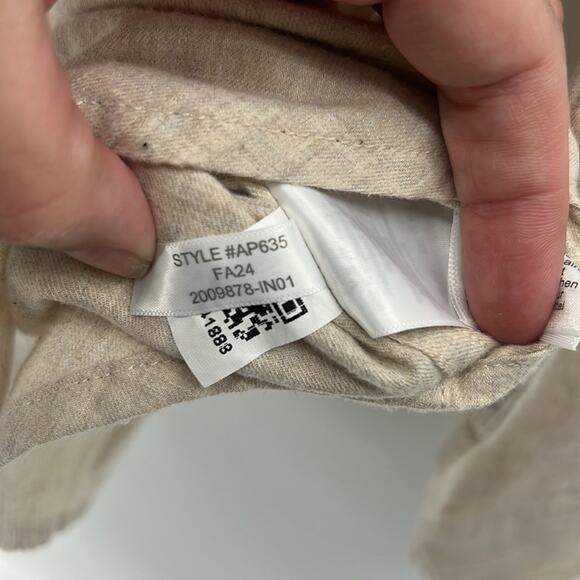 J. Crew Men's Brushed twill shirt - Cream Heather - Medium - NWT - Picture 6 of 7